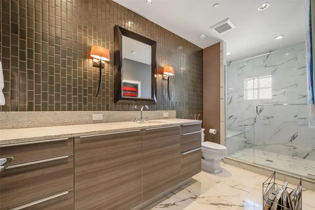 401 S Palm Avenue Sarasota FL 34236