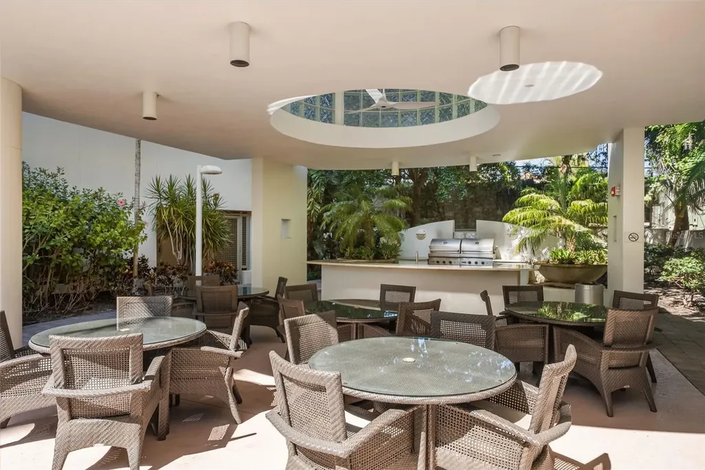 401 S Palm Avenue Sarasota FL 34236