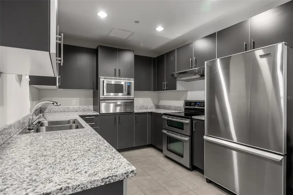 401 S Palm Avenue Sarasota FL 34236