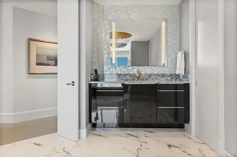 401 S Palm Avenue Sarasota FL 34236