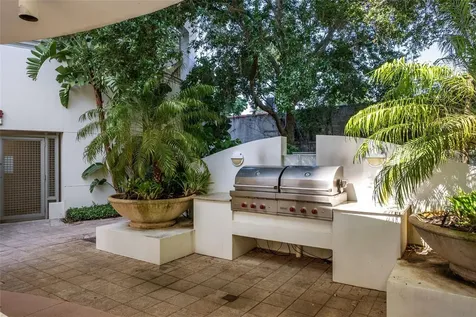 401 S Palm Avenue Sarasota FL 34236