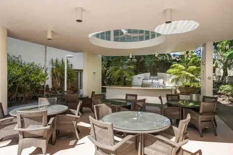 401 S Palm Avenue Sarasota FL 34236