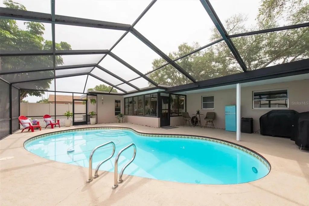 14321 113th Avenue N Largo FL 33774