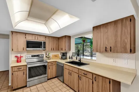 14321 113th Avenue N Largo FL 33774