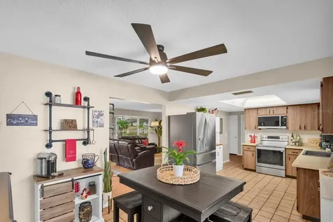 14321 113th Avenue N Largo FL 33774
