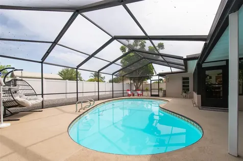 14321 113th Avenue N Largo FL 33774