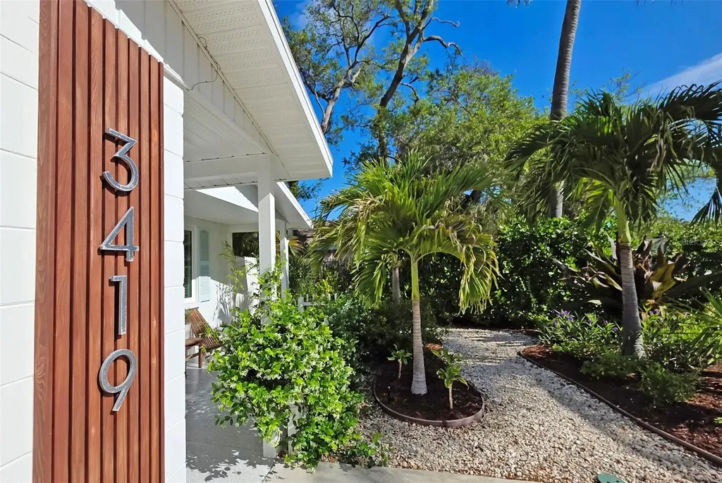 3419 Chapel Drive Sarasota FL 34234