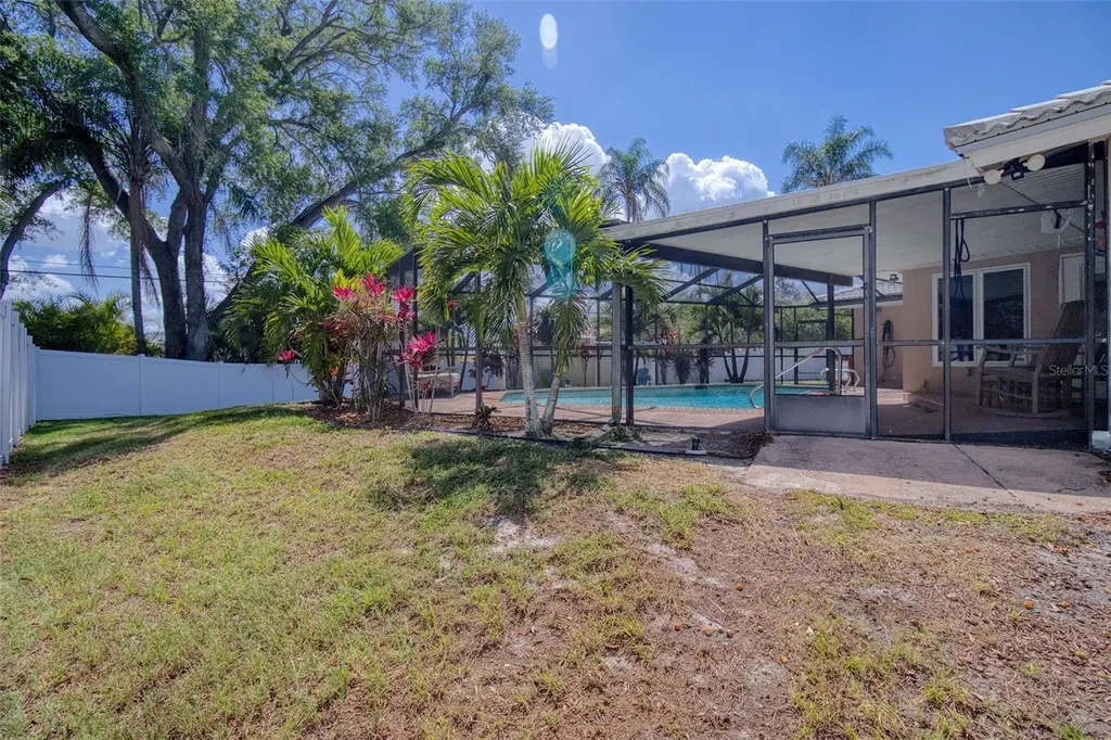 2315 Minneola Road Clearwater FL 33764