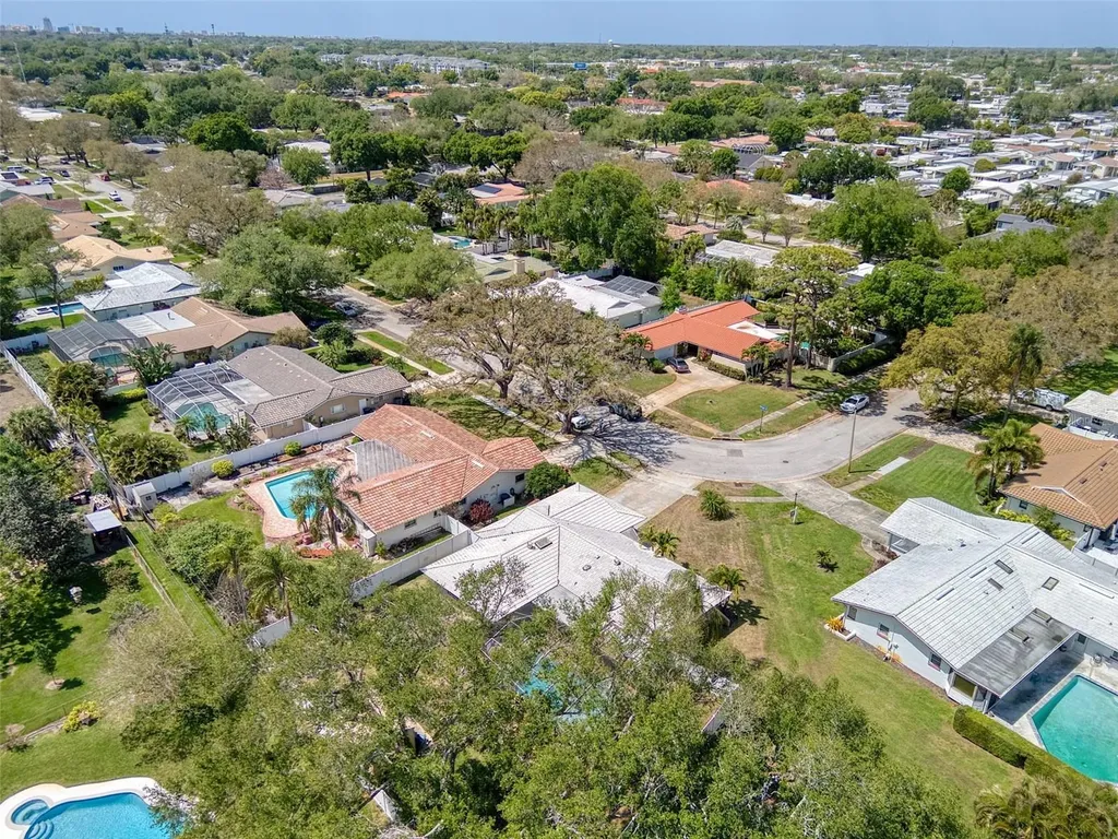 2315 Minneola Road Clearwater FL 33764