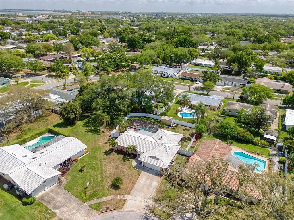 2315 Minneola Road Clearwater FL 33764