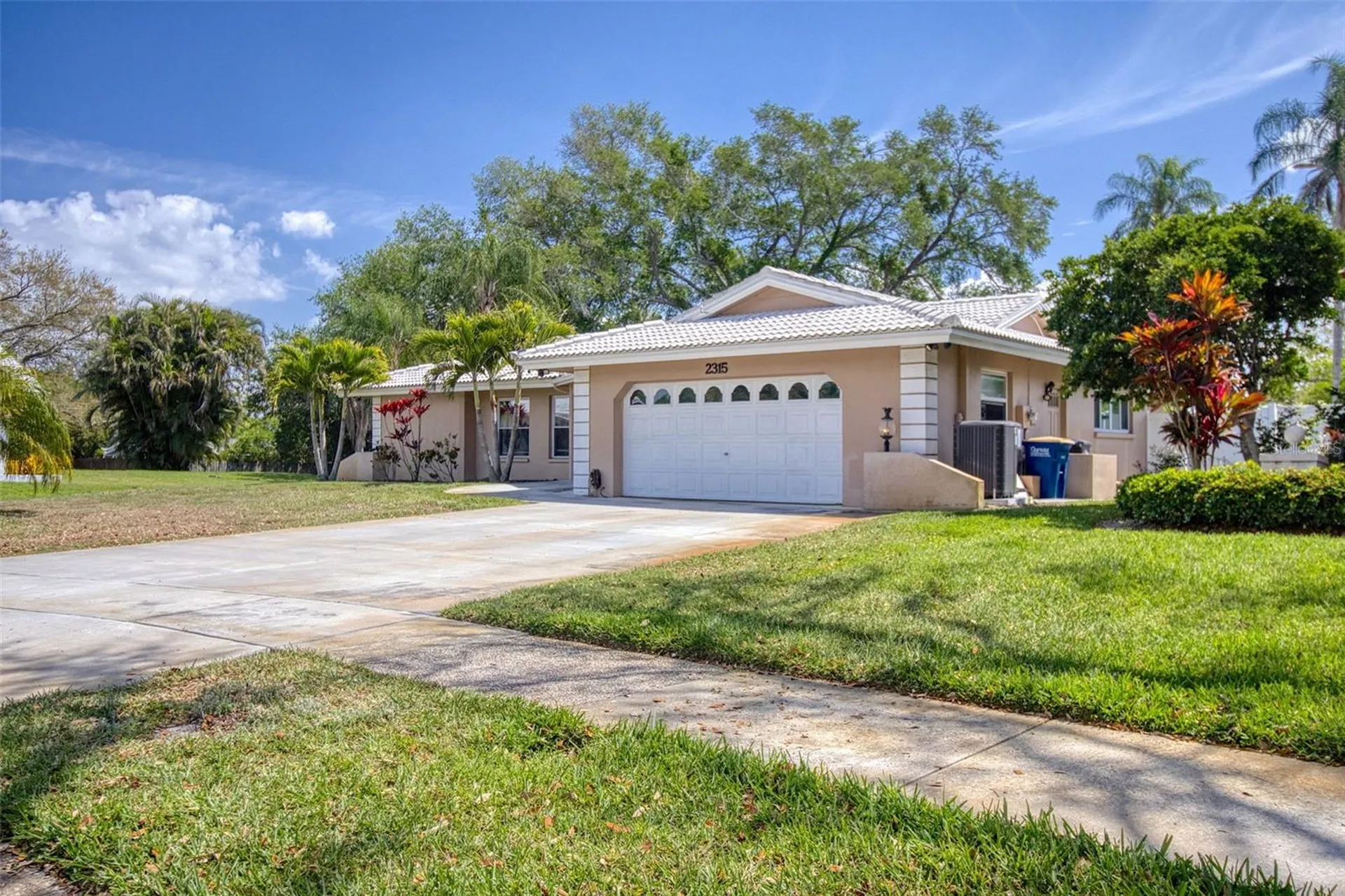 2315 Minneola Road Clearwater FL 33764
