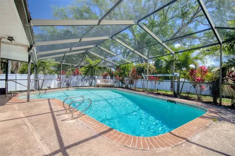 2315 Minneola Road Clearwater FL 33764