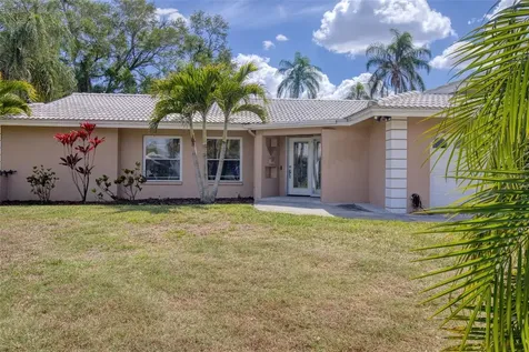 2315 Minneola Road Clearwater FL 33764