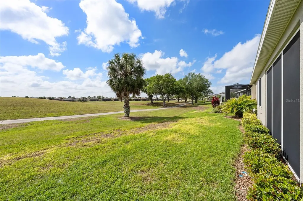 718 Chipper Drive Sun City Center FL 33573
