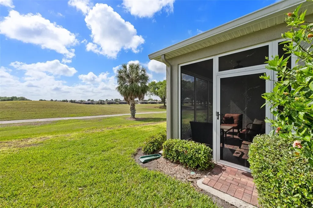 718 Chipper Drive Sun City Center FL 33573