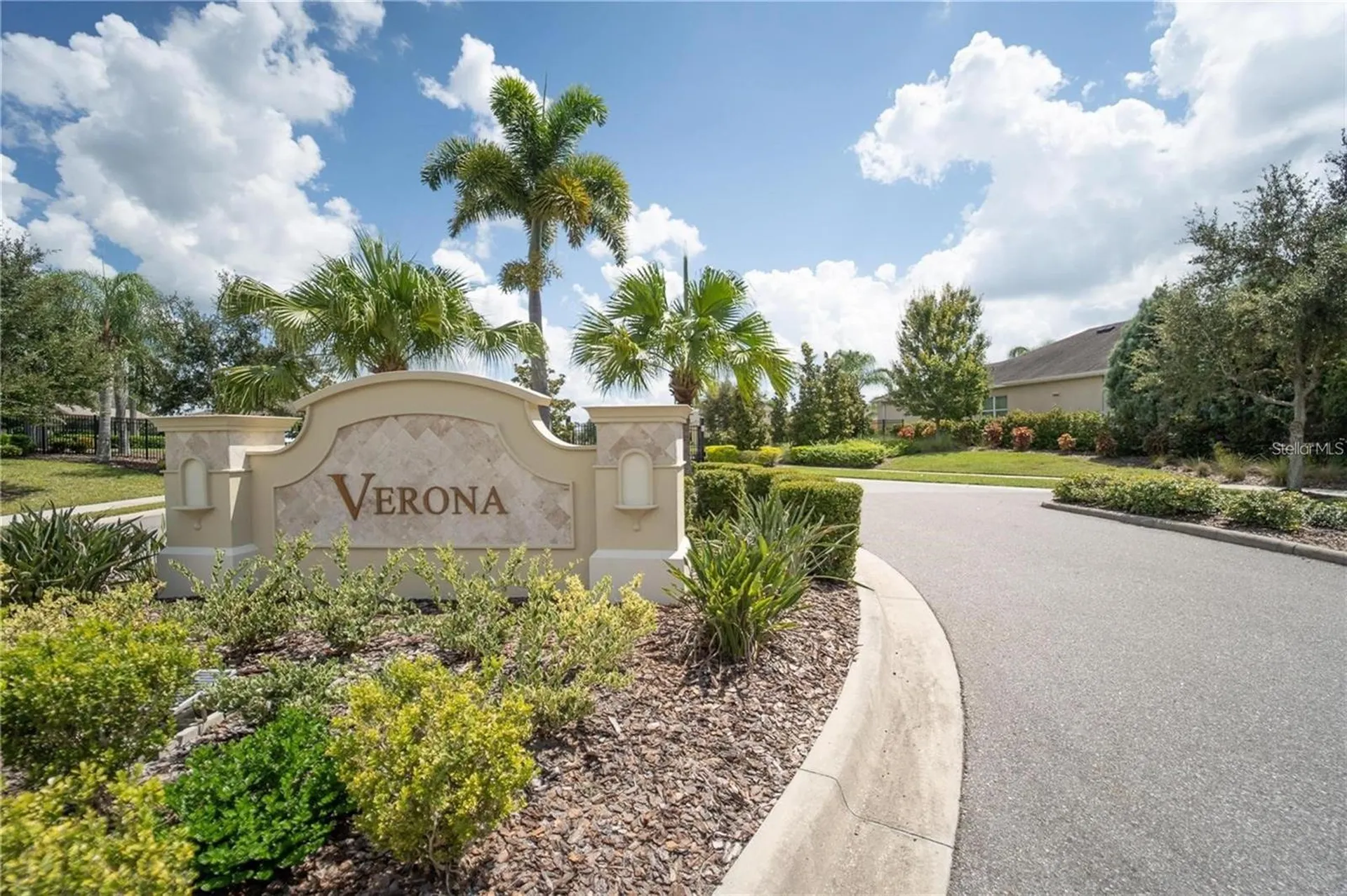 718 Chipper Drive Sun City Center FL 33573