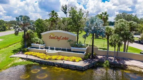 718 Chipper Drive Sun City Center FL 33573