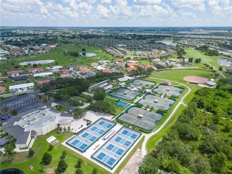 718 Chipper Drive Sun City Center FL 33573