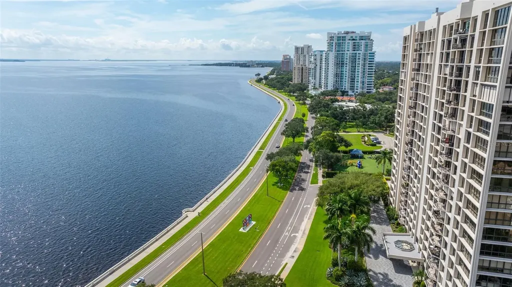 3301 Bayshore Boulevard Tampa FL 33629