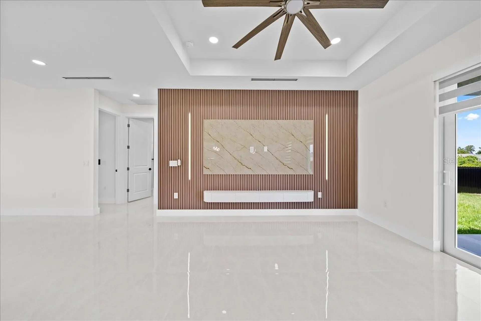 2914 23rd Street SW Lehigh Acres FL 33976