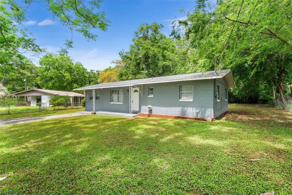 2213 NE 36th Street Ocala FL 34479