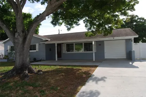 2851 67th Street N St Petersburg FL 33710