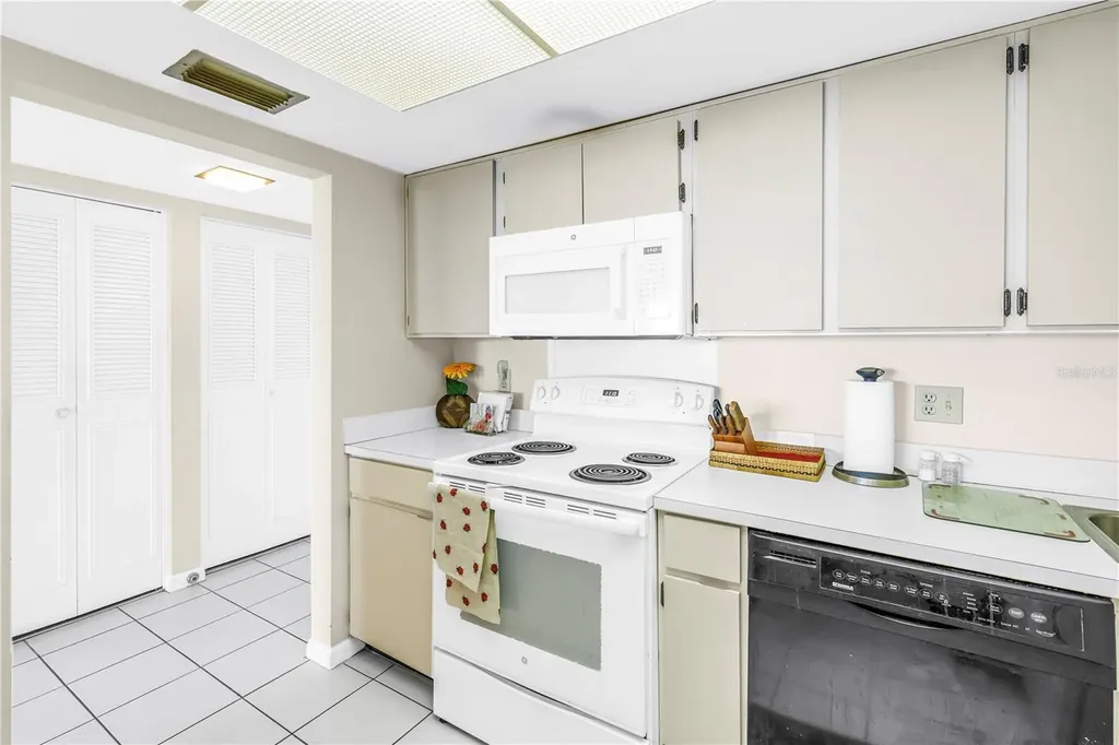 5220 Brittany Drive S St Petersburg FL 33715