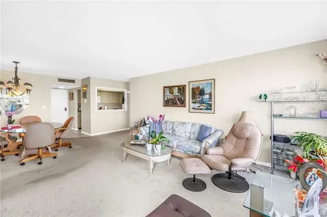 5220 Brittany Drive S St Petersburg FL 33715