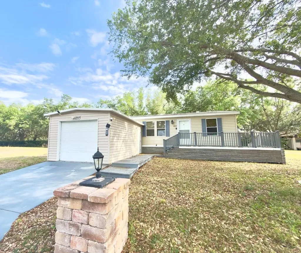 2115 Bruce Street Lakeland FL 33801