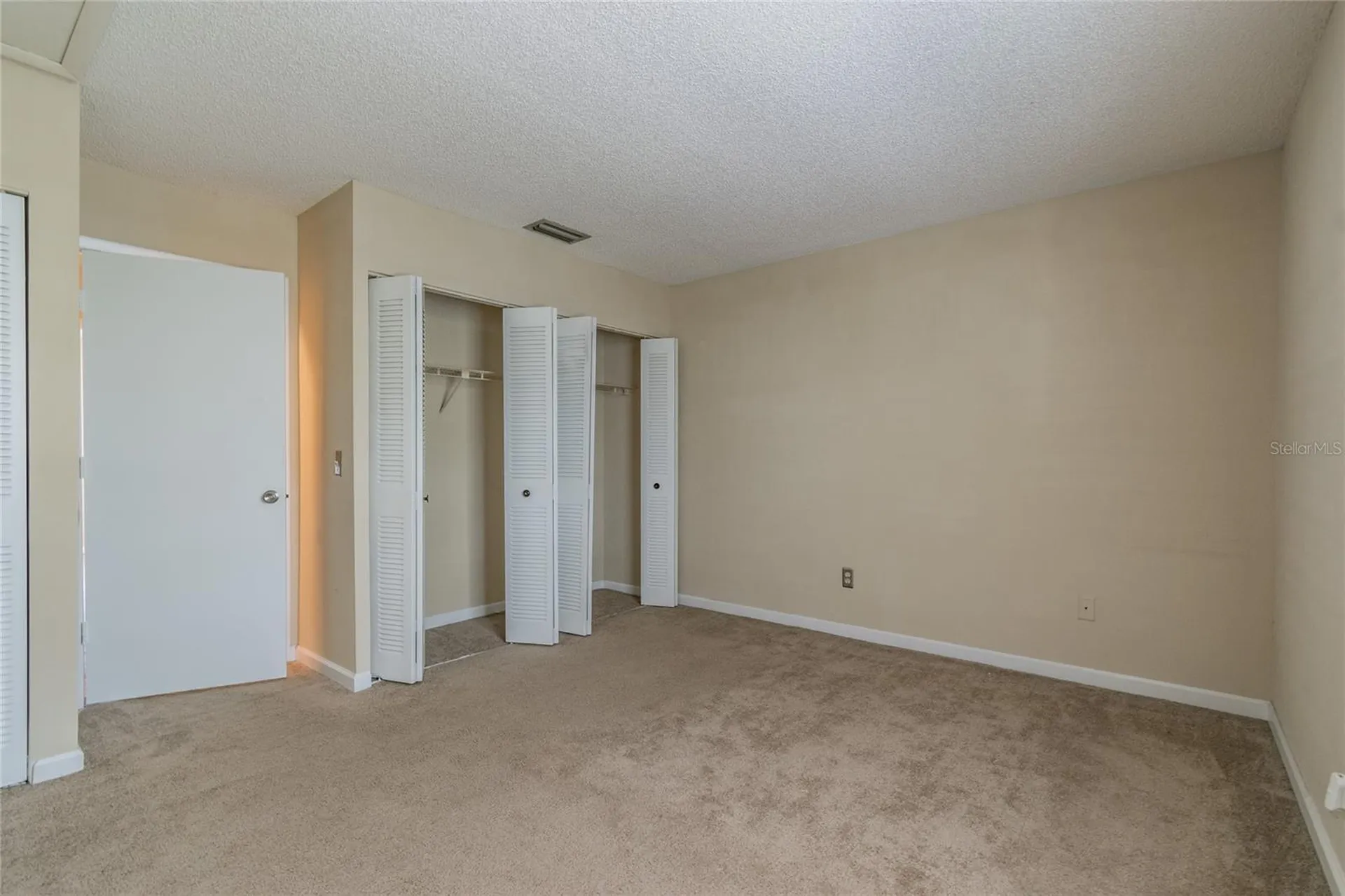 4875 W Mcelroy Avenue Tampa FL 33611