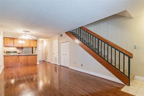 4875 W Mcelroy Avenue Tampa FL 33611