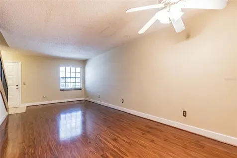 4875 W Mcelroy Avenue Tampa FL 33611