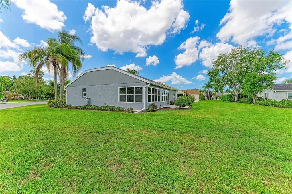 6008 Promenade Court Bradenton FL 34203