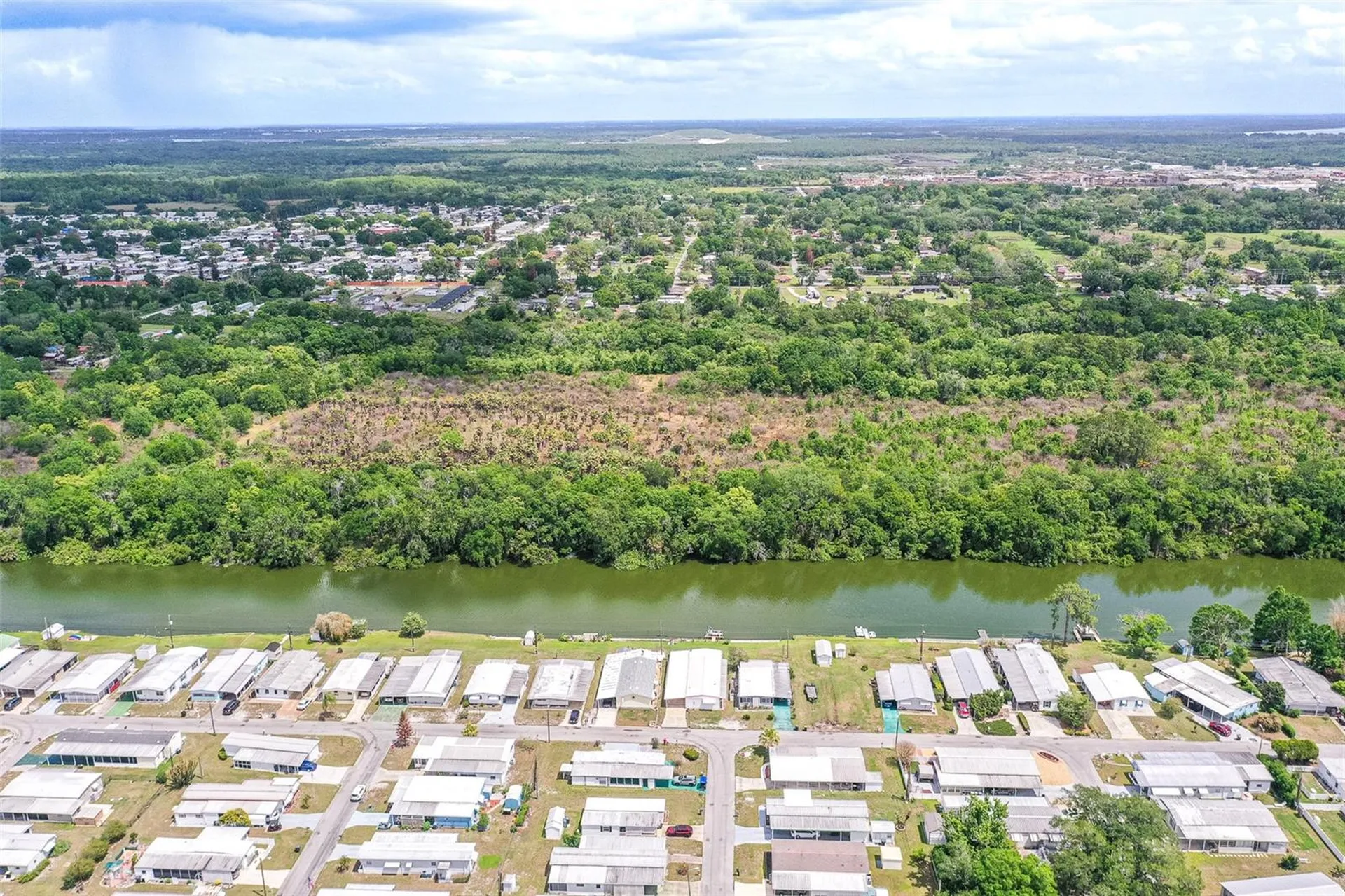 1818 Blue Lake Drive Lakeland FL 33801