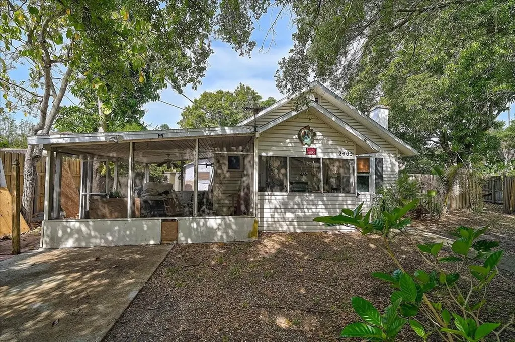 2403 Hickory Avenue Sarasota FL 34234