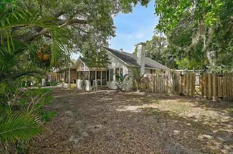 2403 Hickory Avenue Sarasota FL 34234
