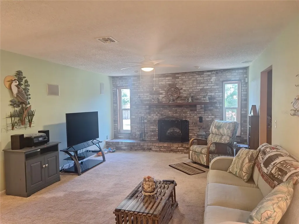 2707 Pine Tree Drive Edgewater FL 32141