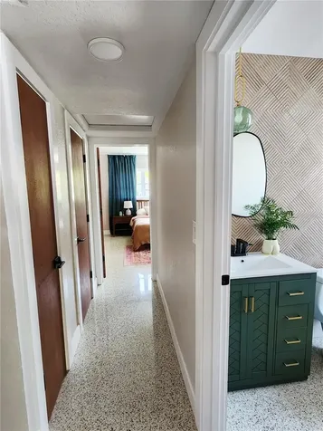 345 55th Avenue S St Petersburg FL 33705