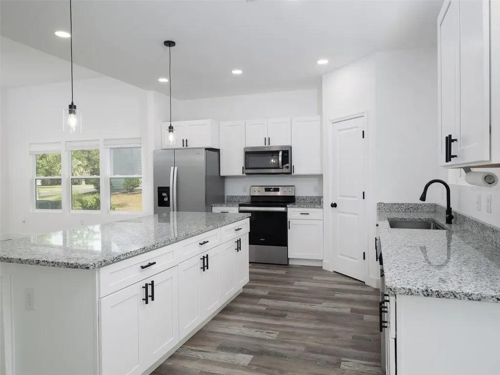 217 SW 246th Way Newberry FL 32669