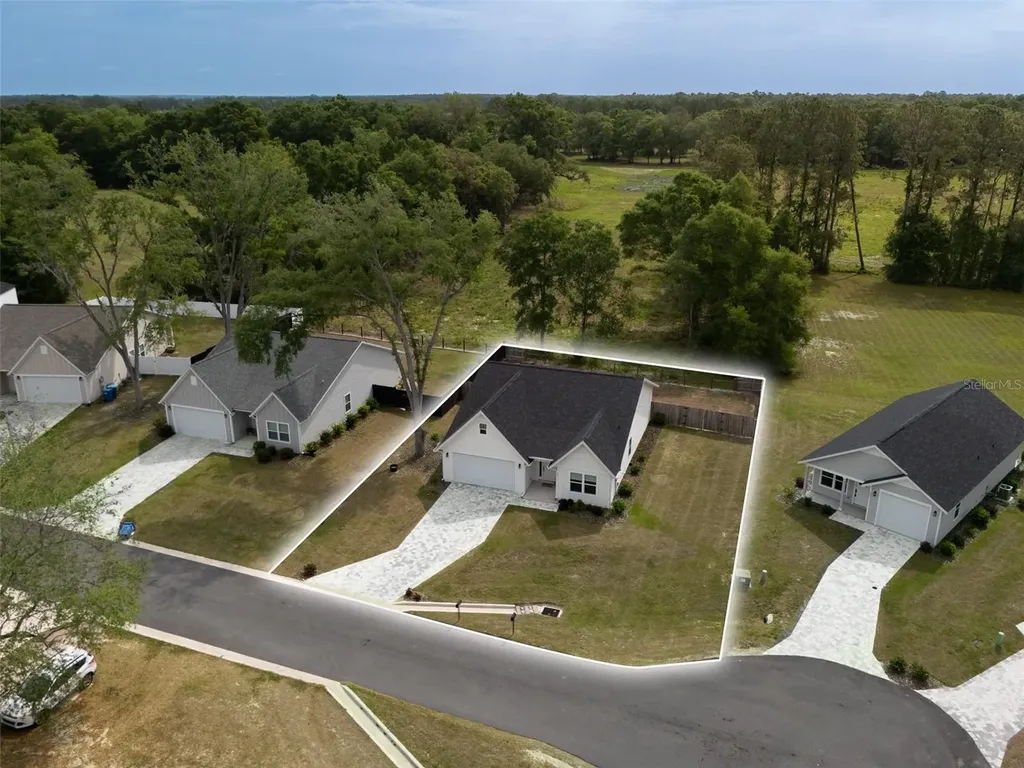 217 SW 246th Way Newberry FL 32669