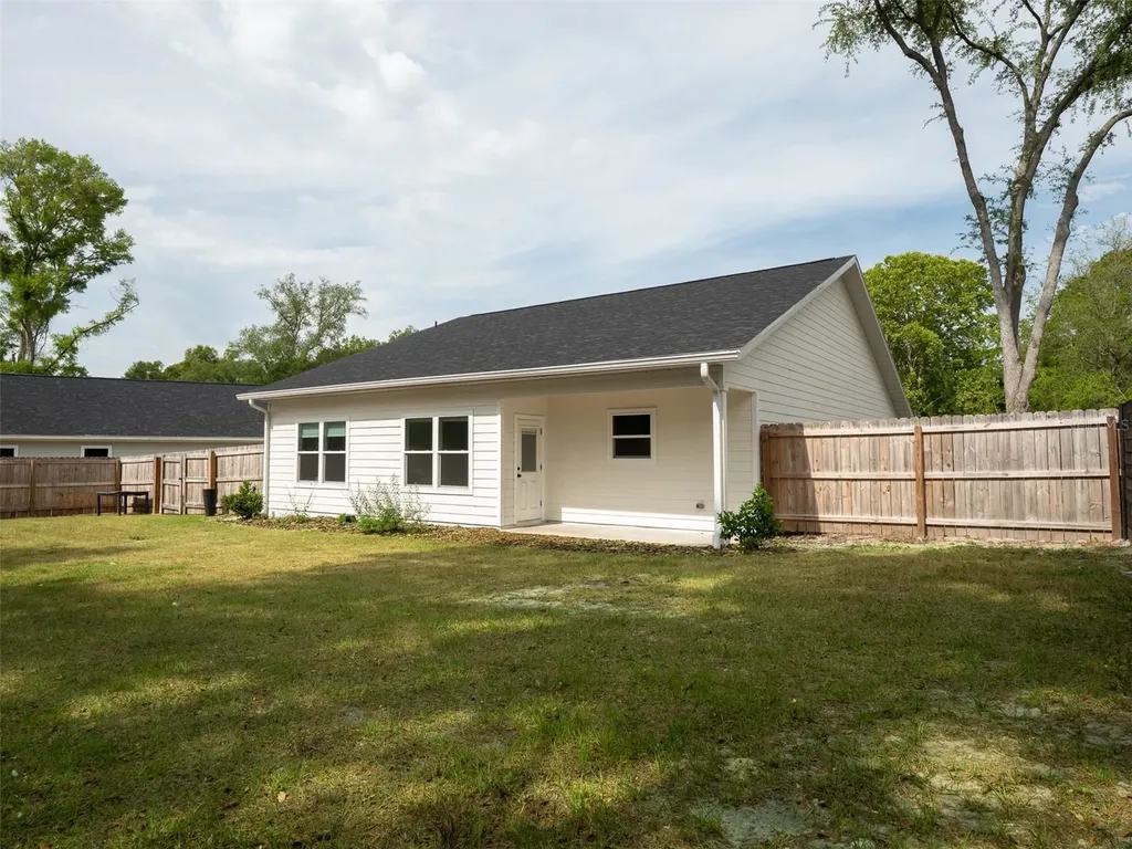 217 SW 246th Way Newberry FL 32669