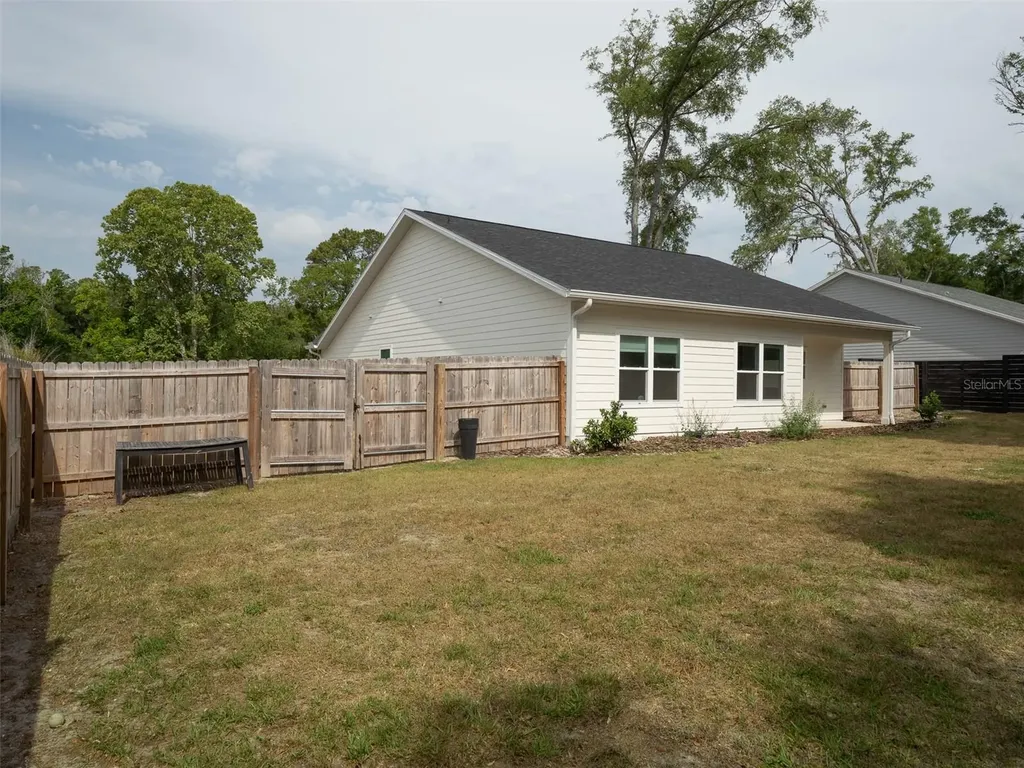 217 SW 246th Way Newberry FL 32669