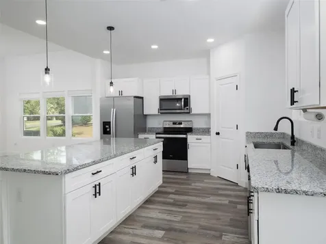 217 SW 246th Way Newberry FL 32669