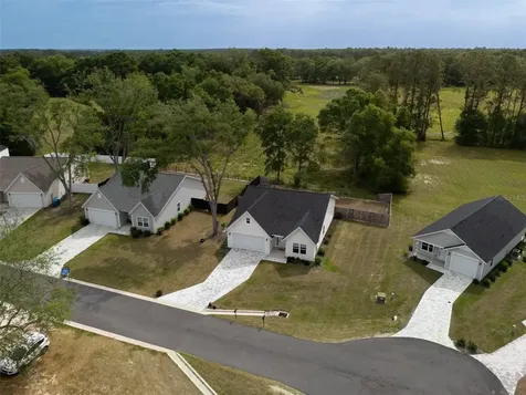 217 SW 246th Way Newberry FL 32669