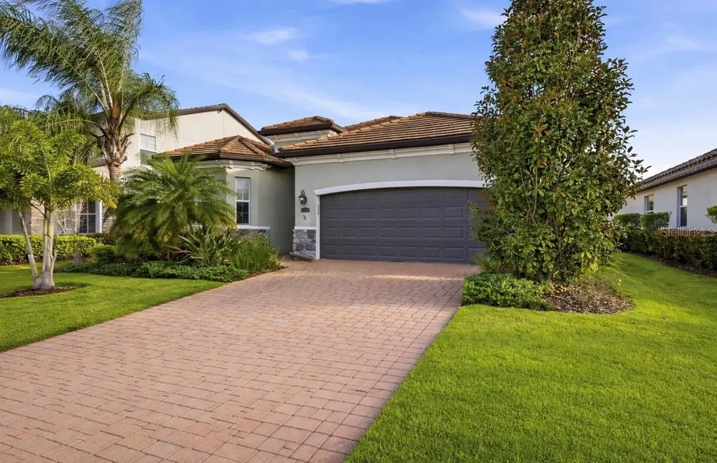 12241 Perennial Place Lakewood Ranch FL 34211
