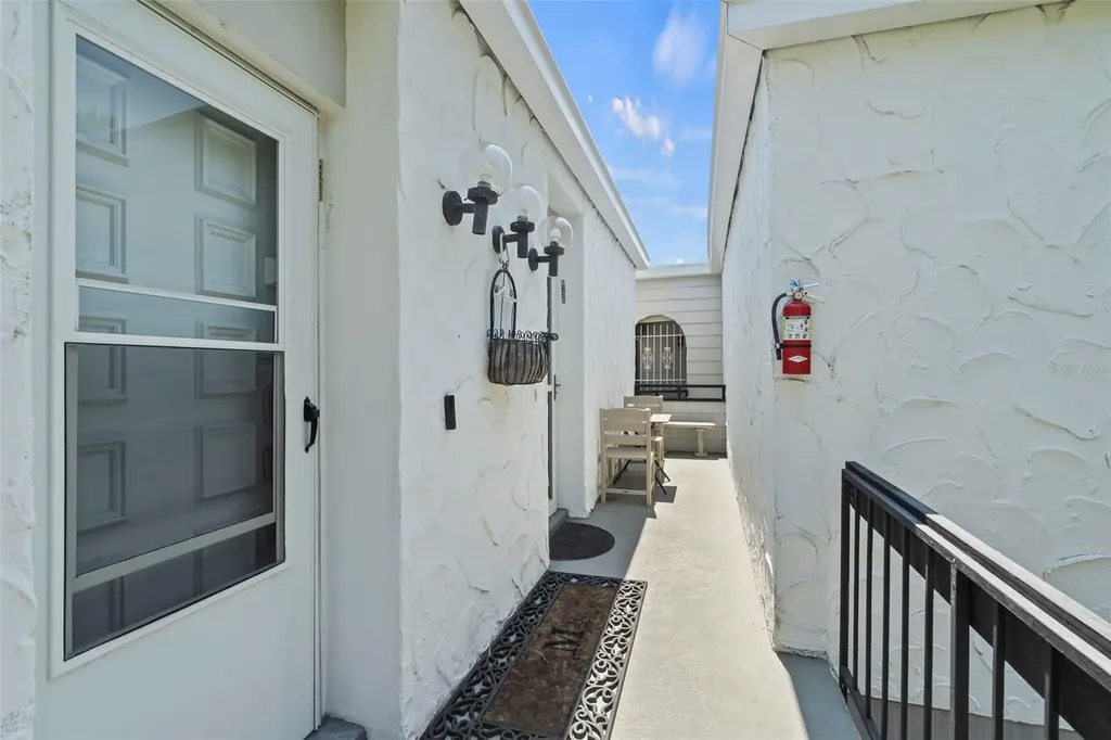 1555 Tarpon Center Drive Venice FL 34285