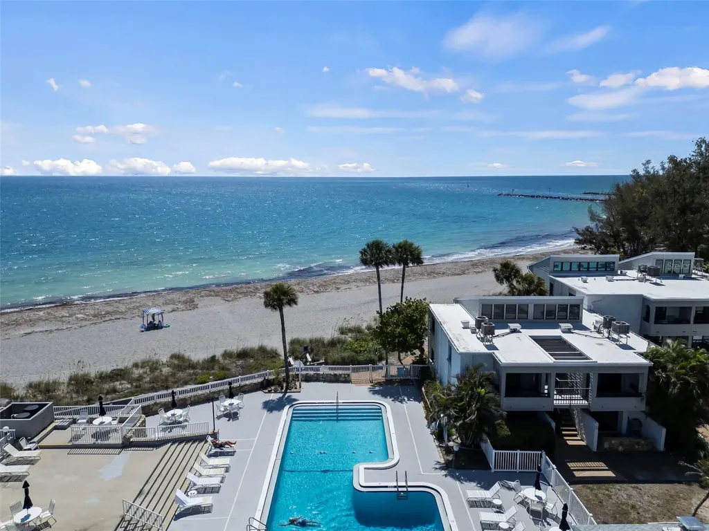 1555 Tarpon Center Drive Venice FL 34285