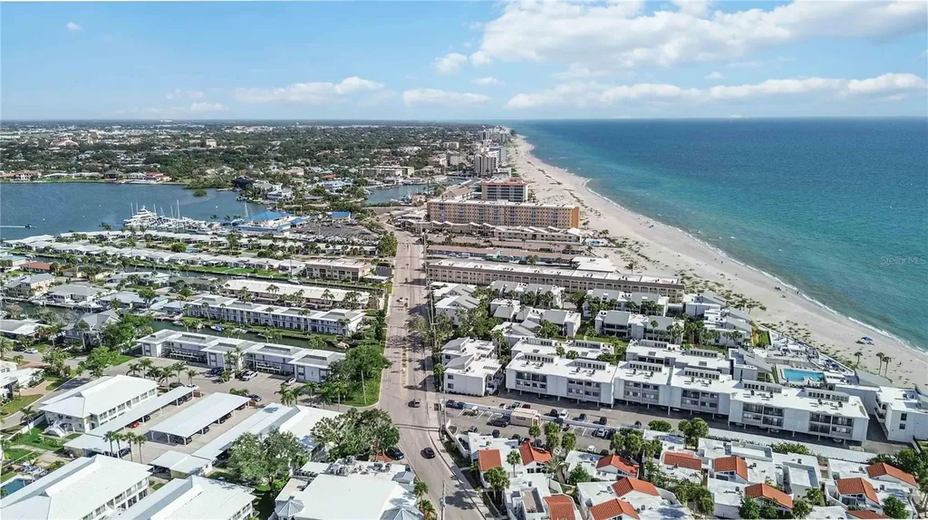 1555 Tarpon Center Drive Venice FL 34285