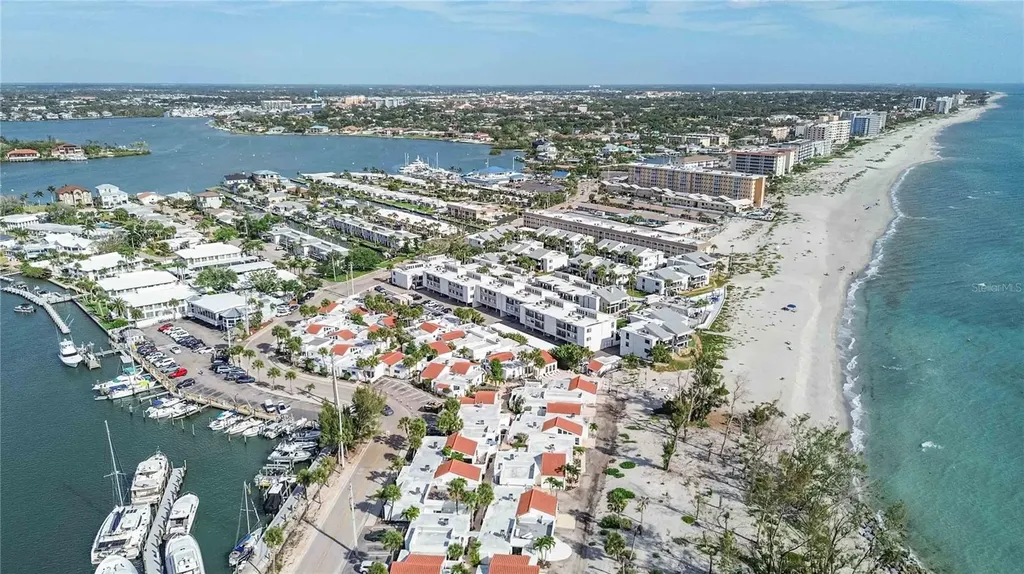 1555 Tarpon Center Drive Venice FL 34285