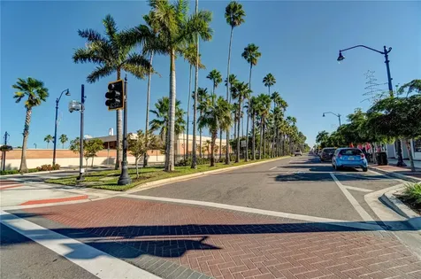 1555 Tarpon Center Drive Venice FL 34285